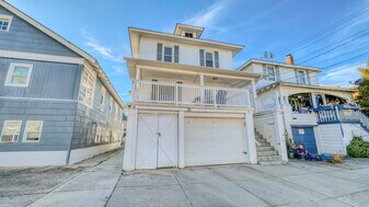 8 N Nashville Ave in Ventnor City, NJ - Building Photo