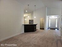 125 Harold Murphy Dr photo'
