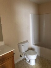 2022 22nd St, Unit B in Gulfport, MS - Building Photo - Building Photo