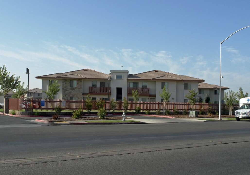 Geneva Village Apartments in Fresno, CA - Building Photo