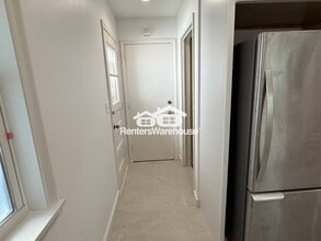 2580 Vernon Ave S in Minneapolis, MN - Building Photo - Building Photo