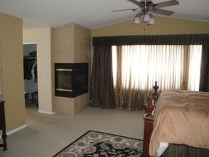 1424 Mesa View Ln in Santa Maria, CA - Building Photo - Building Photo