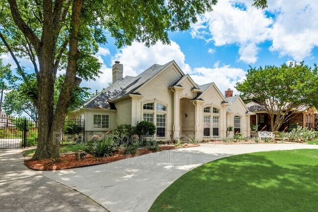 2505 Lone Star Ln in Grapevine, TX - Building Photo - Building Photo