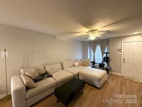 1825 Birch Heights Ct in Charlotte, NC - Building Photo - Building Photo