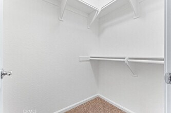 25641 Indian Hill Ln, Unit Bella Tierra C in Laguna Hills, CA - Foto de edificio - Building Photo