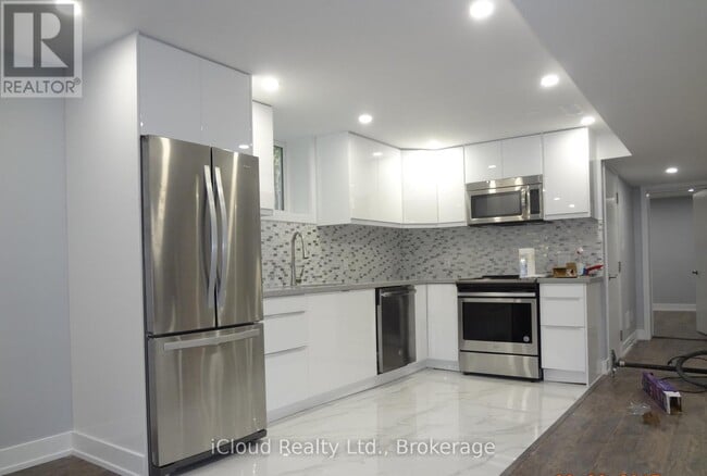 property at 28 Jill Crescent