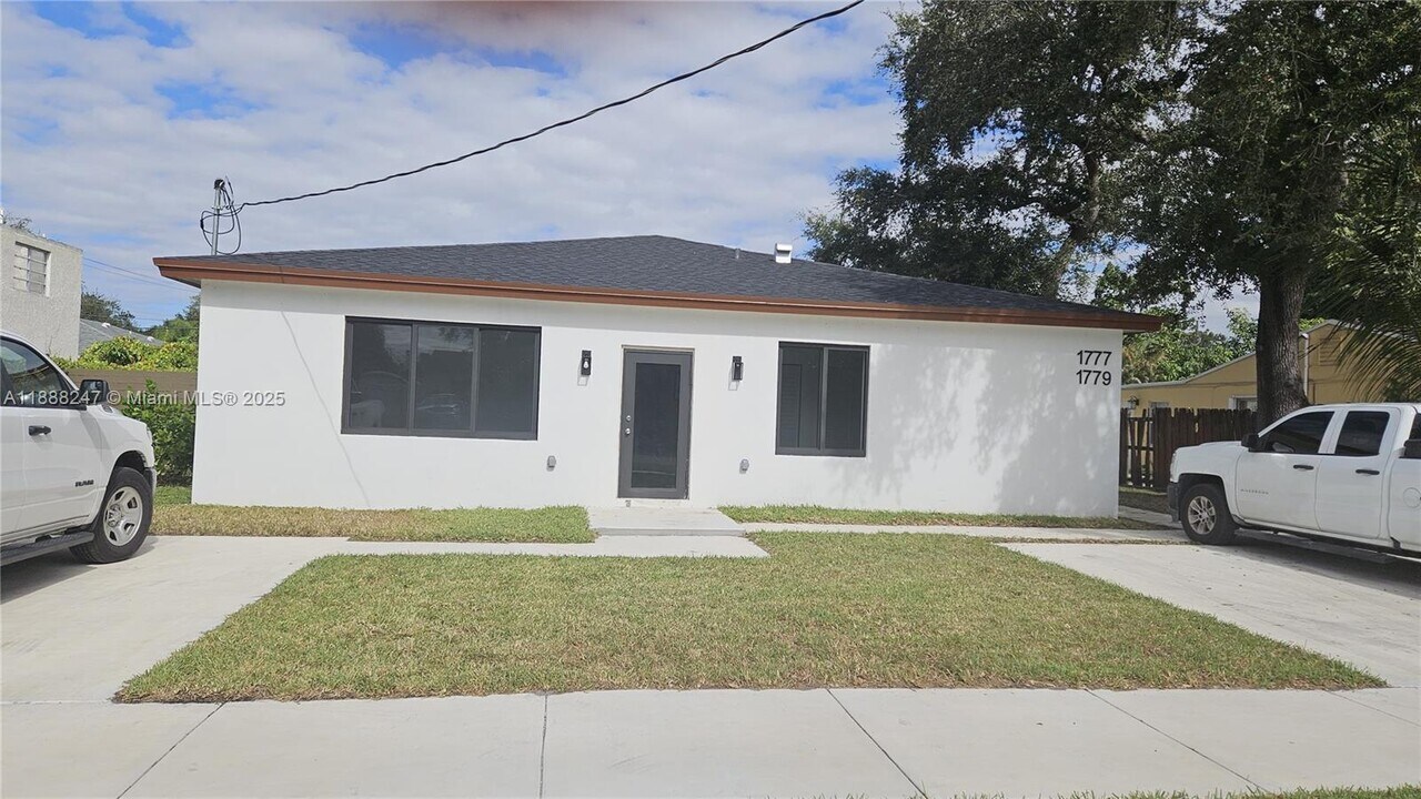 1779 NW 93rd St in Miami, FL - Building Photo