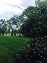 Seward Gardens in Detroit, MI - Foto de edificio - Building Photo