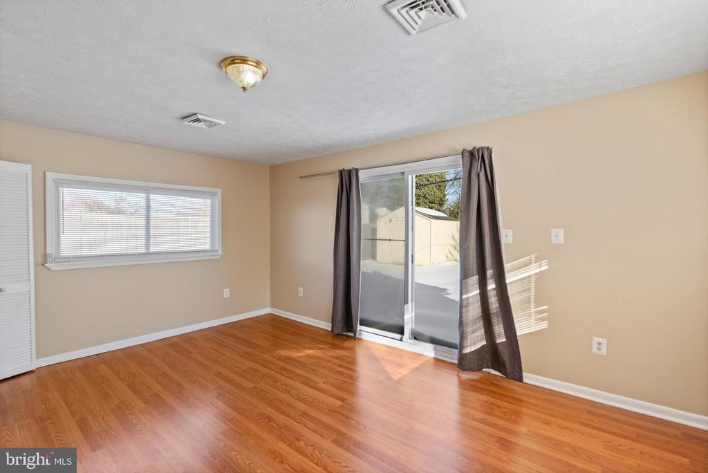 1224 Guildford Rd in Glen Burnie, MD - Building Photo