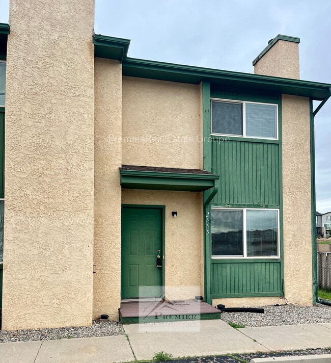 property at 2445 Cherokee Park Pl