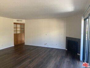 4353 Coldwater Canyon Ave in Los Angeles, CA - Building Photo - Building Photo