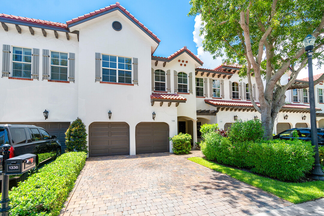 1336 Estuary Trail in Delray Beach, FL - Building Photo