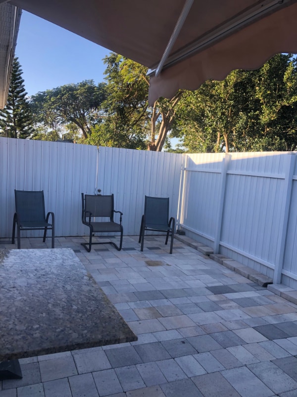 5968 NW Favian Ave in Port St. Lucie, FL - Foto de edificio - Building Photo