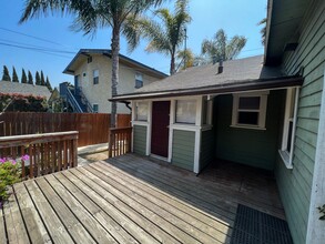 1239 E Florida St in Long Beach, CA - Building Photo - Building Photo