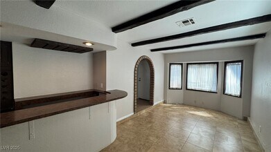 4745 E Lana Dr in Las Vegas, NV - Building Photo - Building Photo