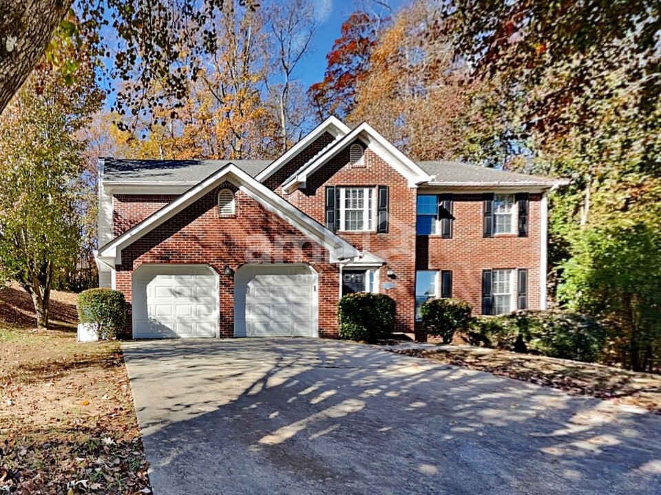 820 Madison Chase Way in Lawrenceville, GA - Building Photo