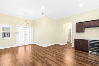 14756 NW 88th Ave in Hialeah, FL - Building Photo - Building Photo