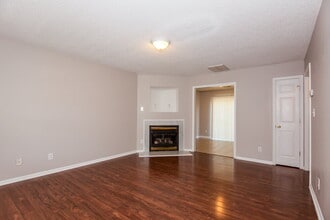 9821 Andi Kathryn Ct in Charlotte, NC - Building Photo - Building Photo