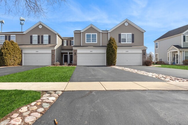property at 1222 Courtland Cir