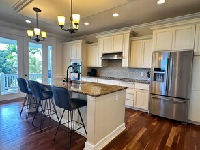 1161 Nohea St in Kalaheo, HI - Building Photo - Building Photo