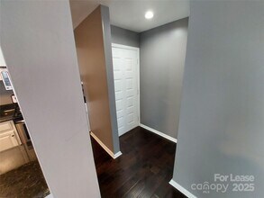 226 Queens Rd in Charlotte, NC - Building Photo - Building Photo