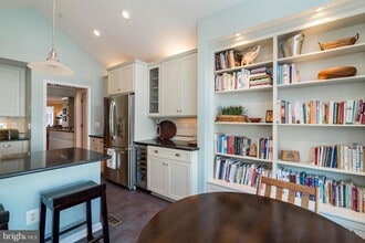 456 Overlook Dr in Occoquan, VA - Building Photo - Building Photo