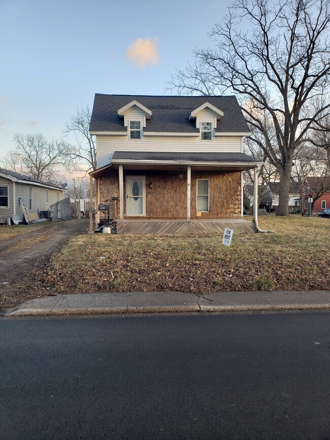 905 W Wabash St Rentals in Bluffton, IN