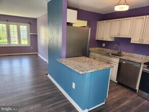 14318 Lindendale Rd in Woodbridge, VA - Building Photo - Building Photo