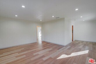 4725 Sawtelle Blvd in Culver City, CA - Building Photo - Building Photo