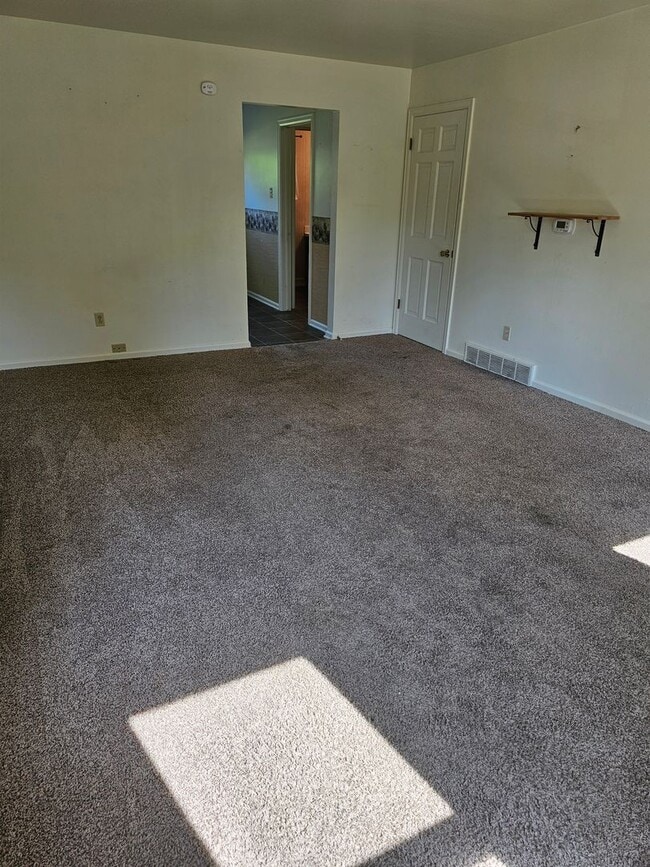 1004 Boone Ct in Bowling Green, OH - Building Photo - Building Photo