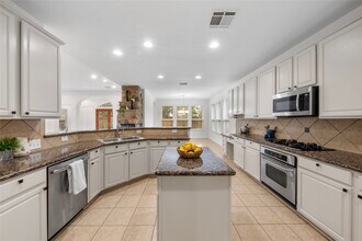 9535 Empress Crossing Dr in Spring, TX - Building Photo - Building Photo