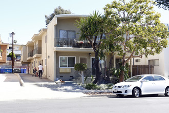 1516 Butler Ave in Los Angeles, CA - Building Photo - Primary Photo