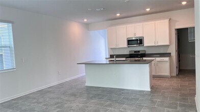 1847 Flourish Ave in Kissimmee, FL - Building Photo - Building Photo