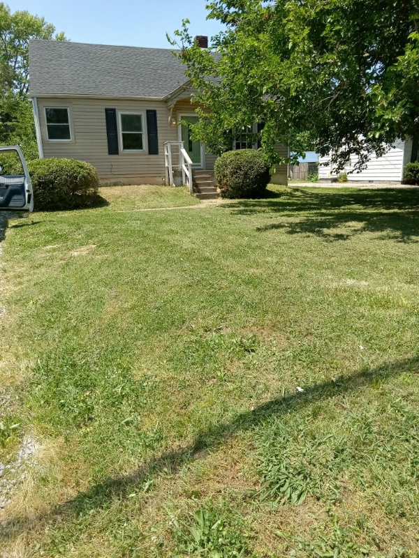 property at 14516 Dixie Hwy