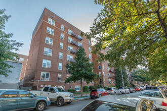 385 E 16th St in Brooklyn, NY - Building Photo - Building Photo