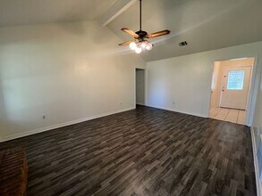 5335 Lauri Ln in Bossier City, LA - Building Photo - Building Photo