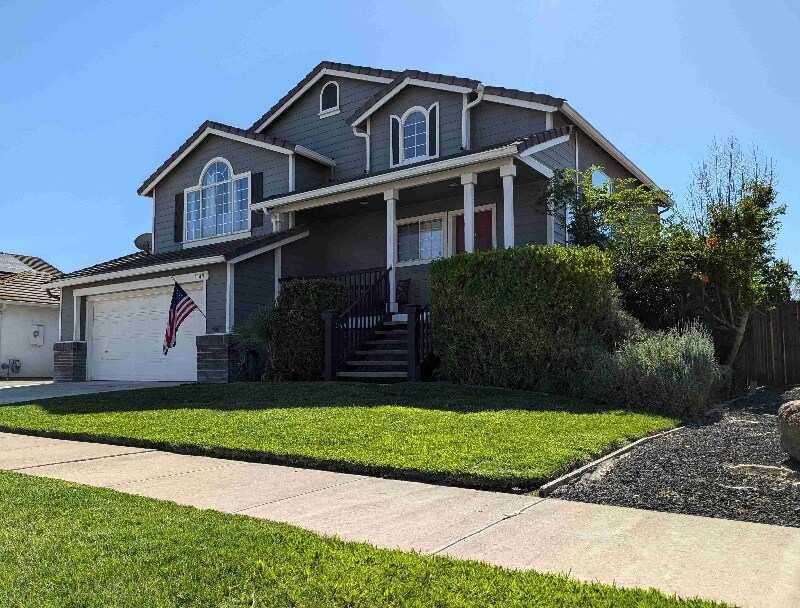 1145 Pestana Ave in Manteca, CA - Building Photo