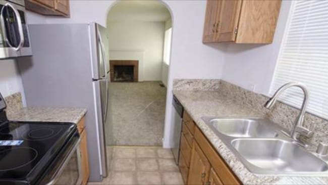 827 W 2nd St in Verdi, NV - Building Photo - Building Photo