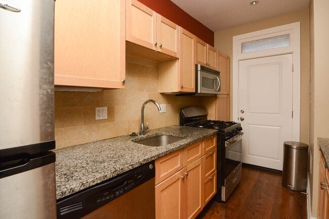 726 W Addison St in Chicago, IL - Building Photo - Building Photo