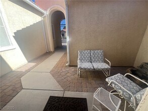 6625 N Arbor Bluff Ct in North Las Vegas, NV - Building Photo - Building Photo