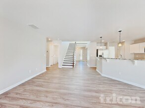 4827 Stovall Dr in Walkertown, NC - Building Photo - Building Photo