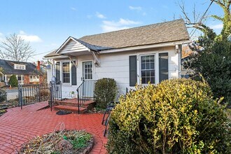 1302 Sophia St in Fredericksburg, VA - Building Photo - Building Photo