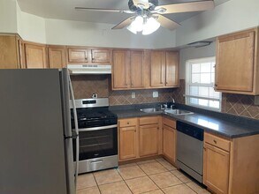 6542 Odell St in St. Louis, MO - Building Photo - Building Photo