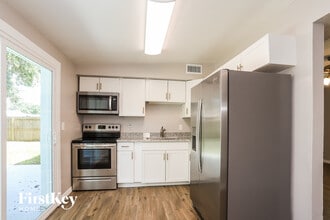 10759 109th Way in Largo, FL - Building Photo - Building Photo