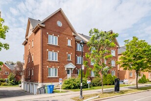 1660 Alexis-Nihon Boul in St. Laurent, QC - Building Photo