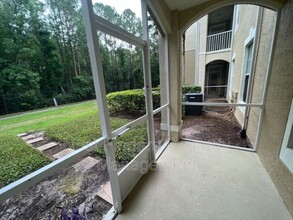 7801 Point Meadows Dr in Jacksonville, FL - Building Photo - Building Photo