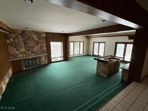 1590 N Crater Ave in Dover, OH - Building Photo - Building Photo