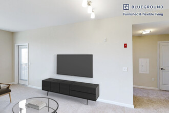 1000 Bay Dr in Marlborough, MA - Building Photo - Building Photo