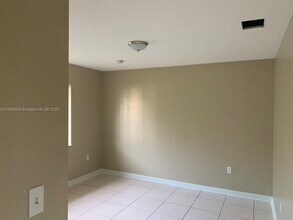 42 Roberts Rd in Homestead, FL - Building Photo - Building Photo