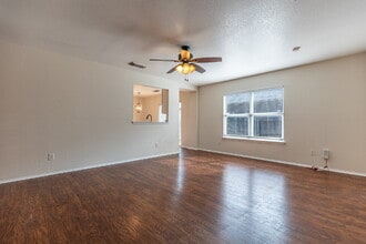 2518 Paddle Creek in San Antonio, TX - Building Photo - Building Photo